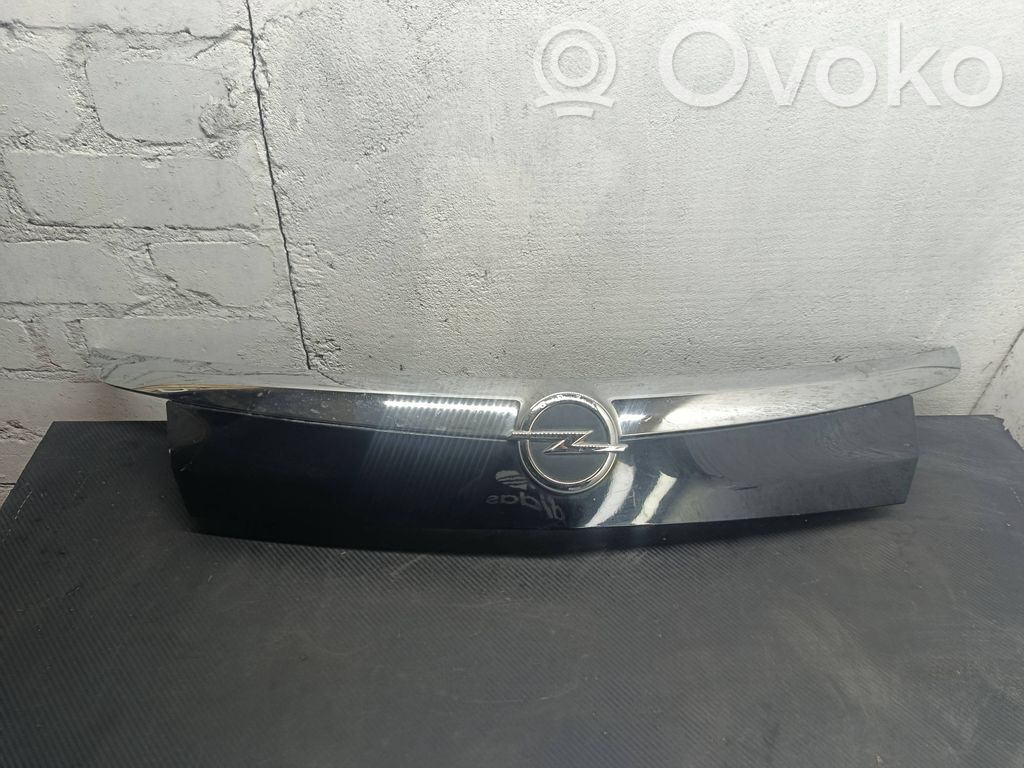 Opel Insignia A Mască capotă portbagaj 