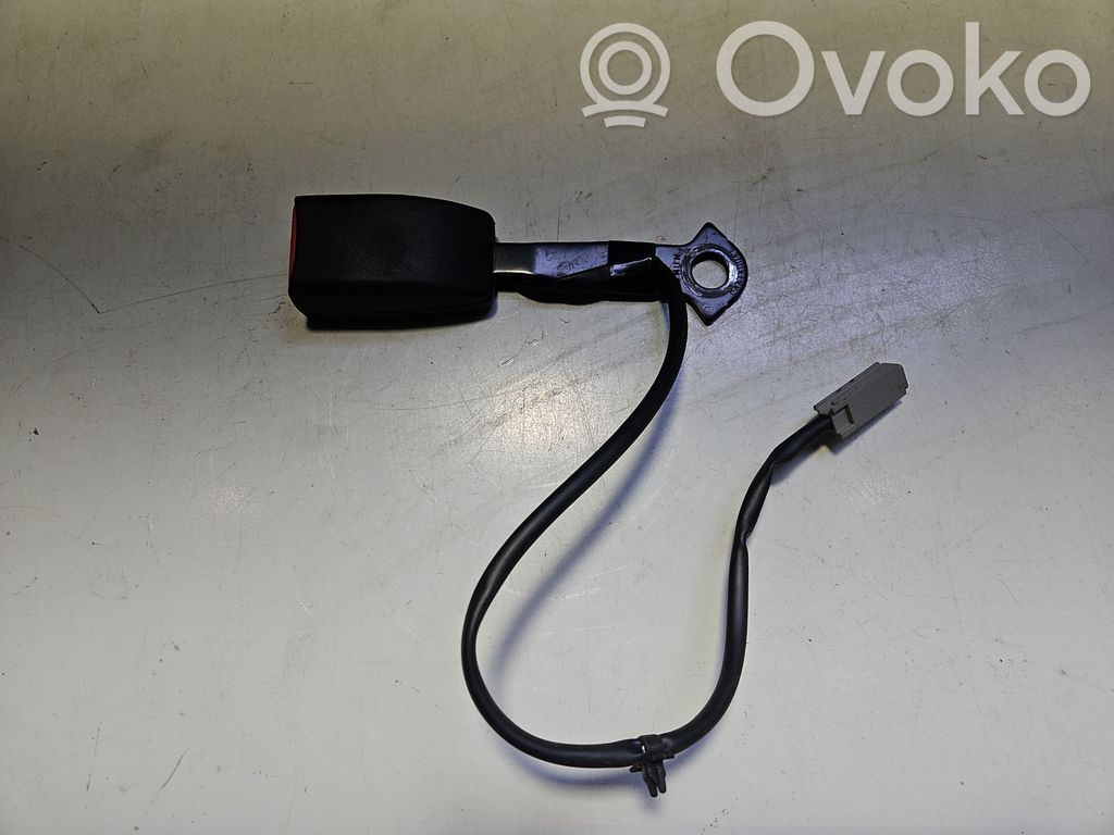 Mazda 5 Etuistuimen turvavyön solki 