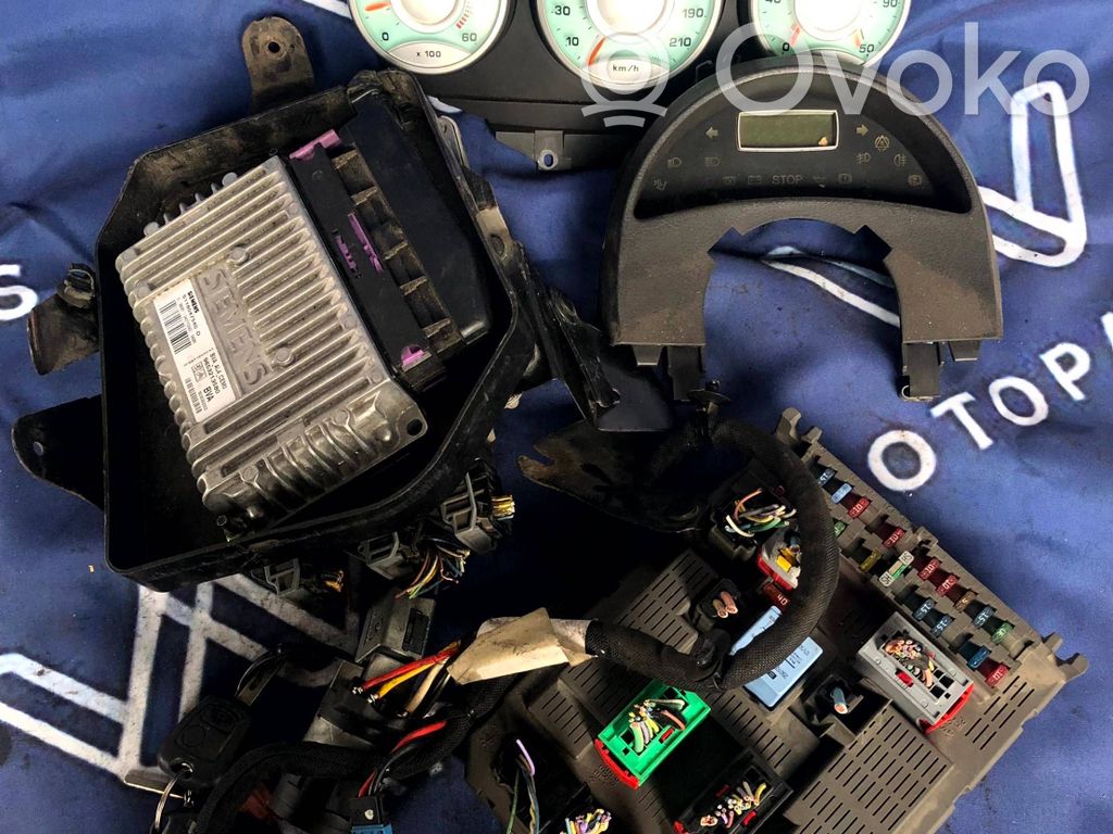 Citroen C8 Engine ECU kit and lock set 