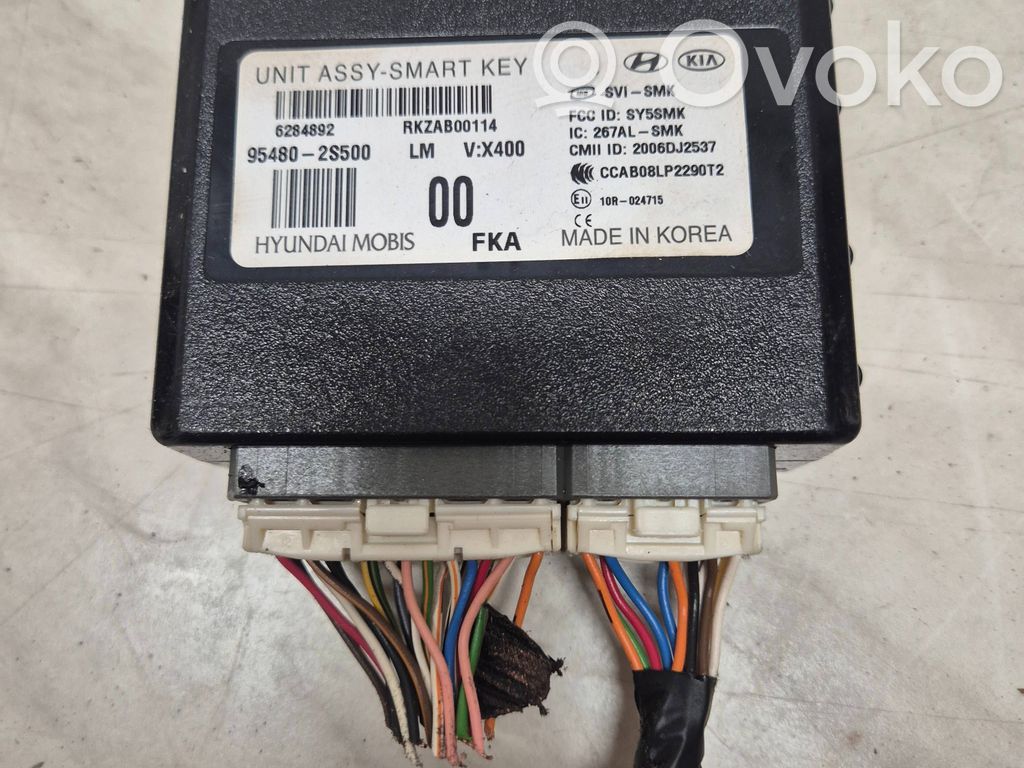 Hyundai ix35 Moduł / Sterownik systemu uruchamiania bezkluczykowego 