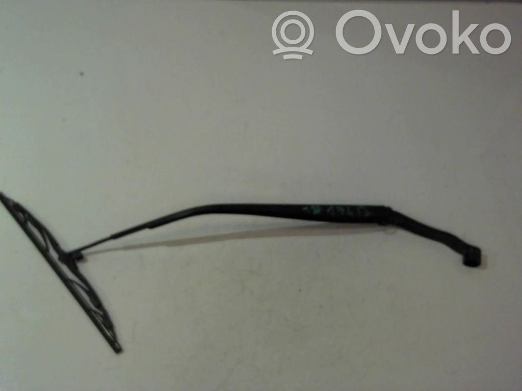 Mazda 2 Front wiper blade arm 