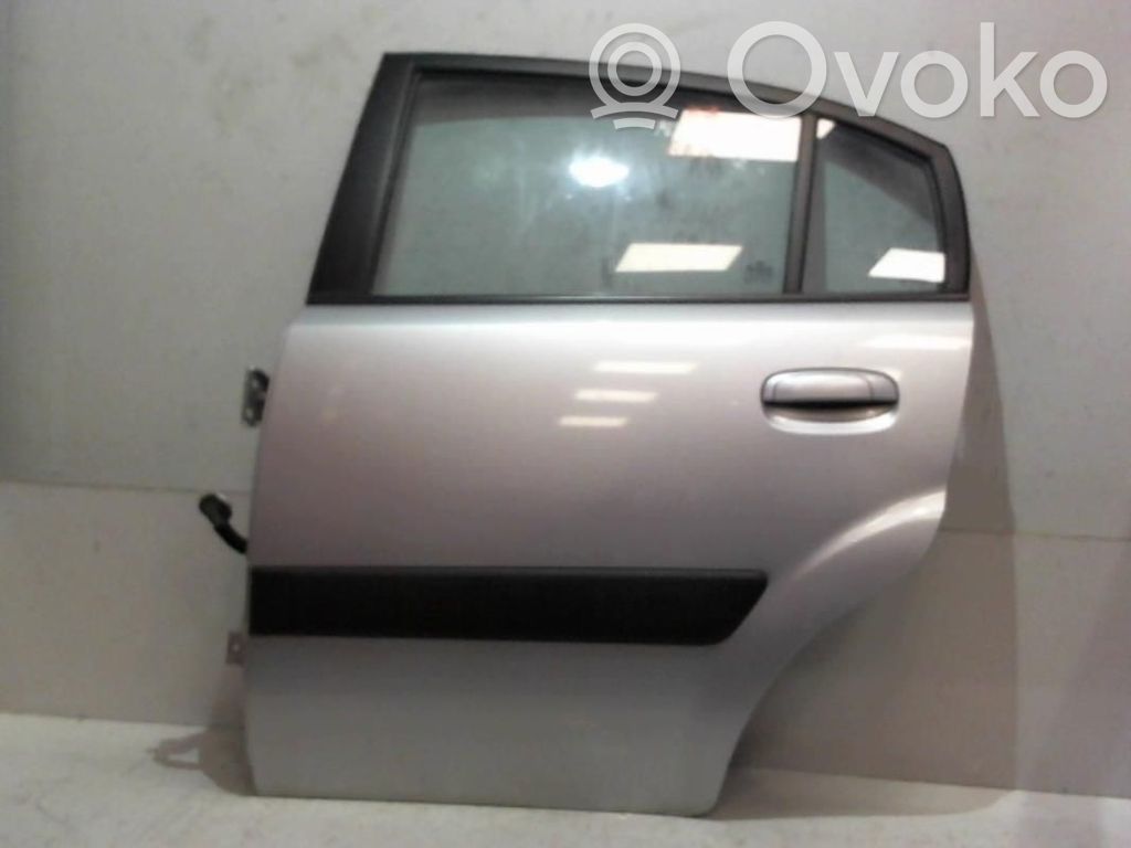 KIA Rio Puerta trasera 
