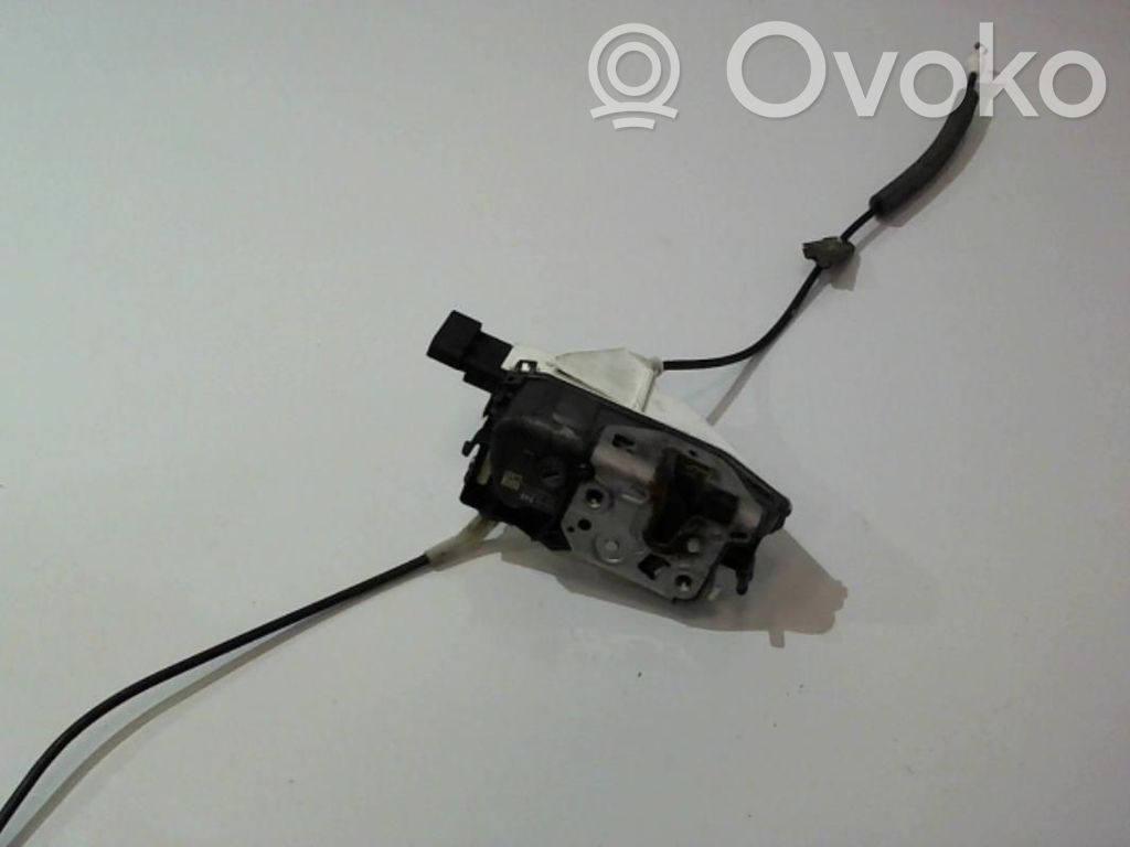 Citroen C3 Front door lock 