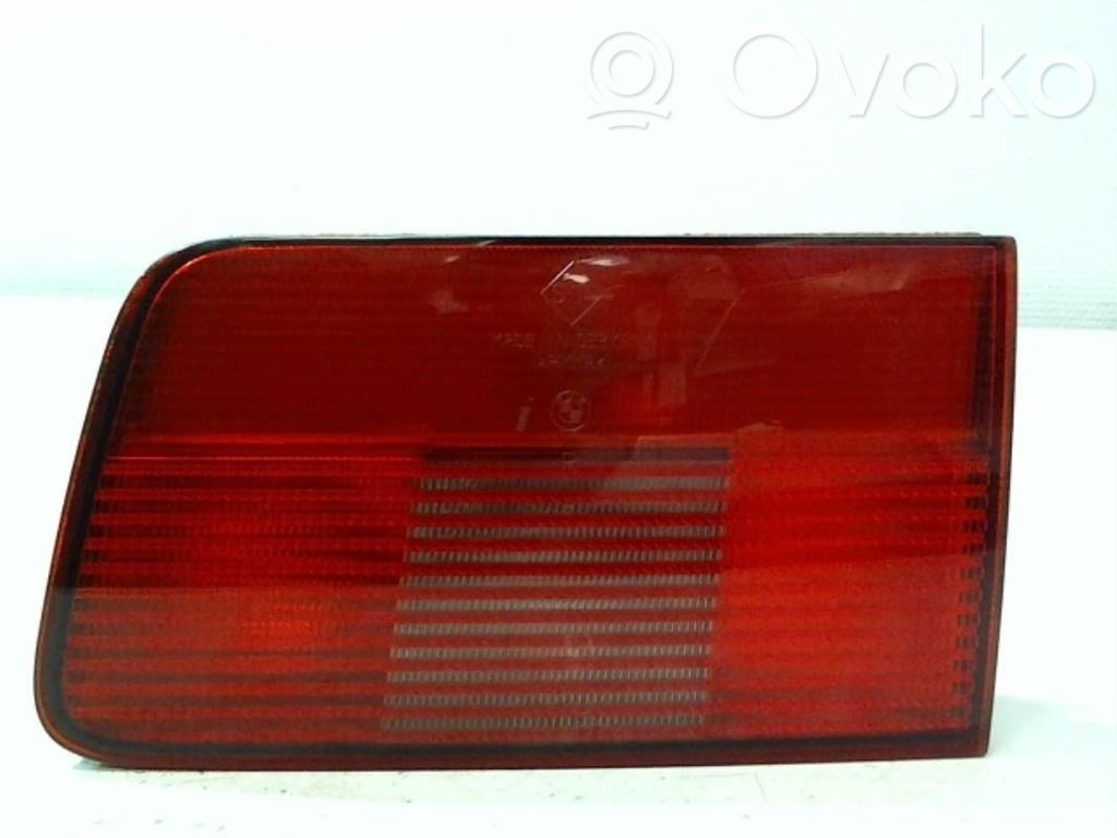 BMW 5 E39 Takaluukun takavalot 
