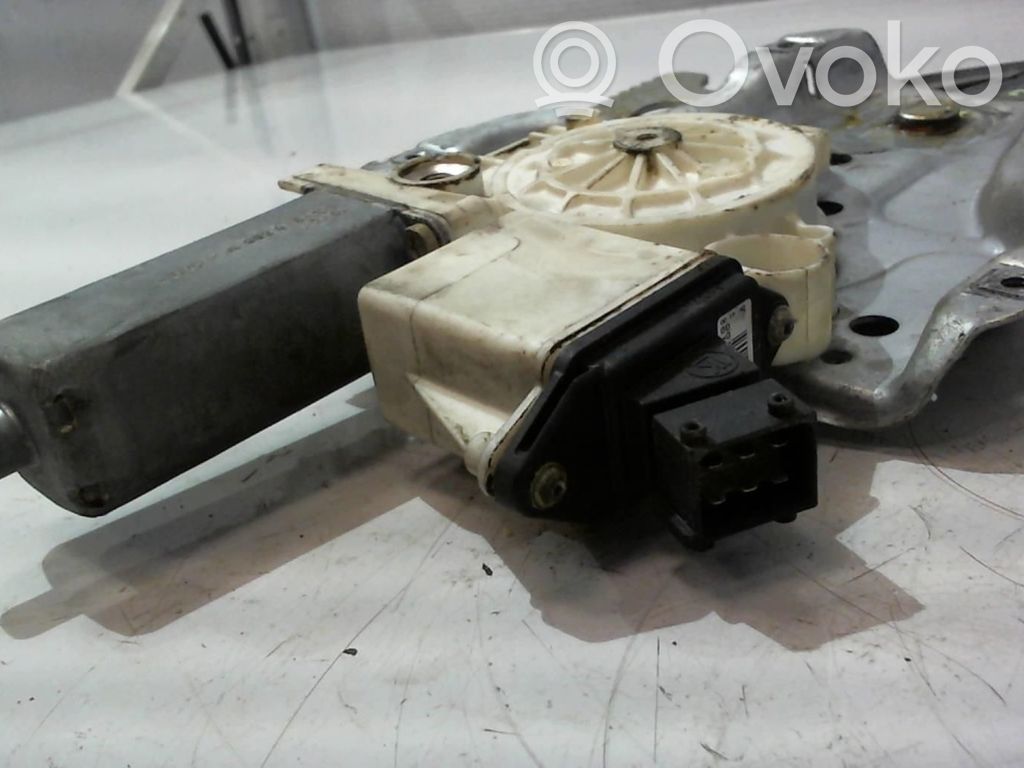 Toyota Corolla E120 E130 Regulador de puerta delantera con motor 