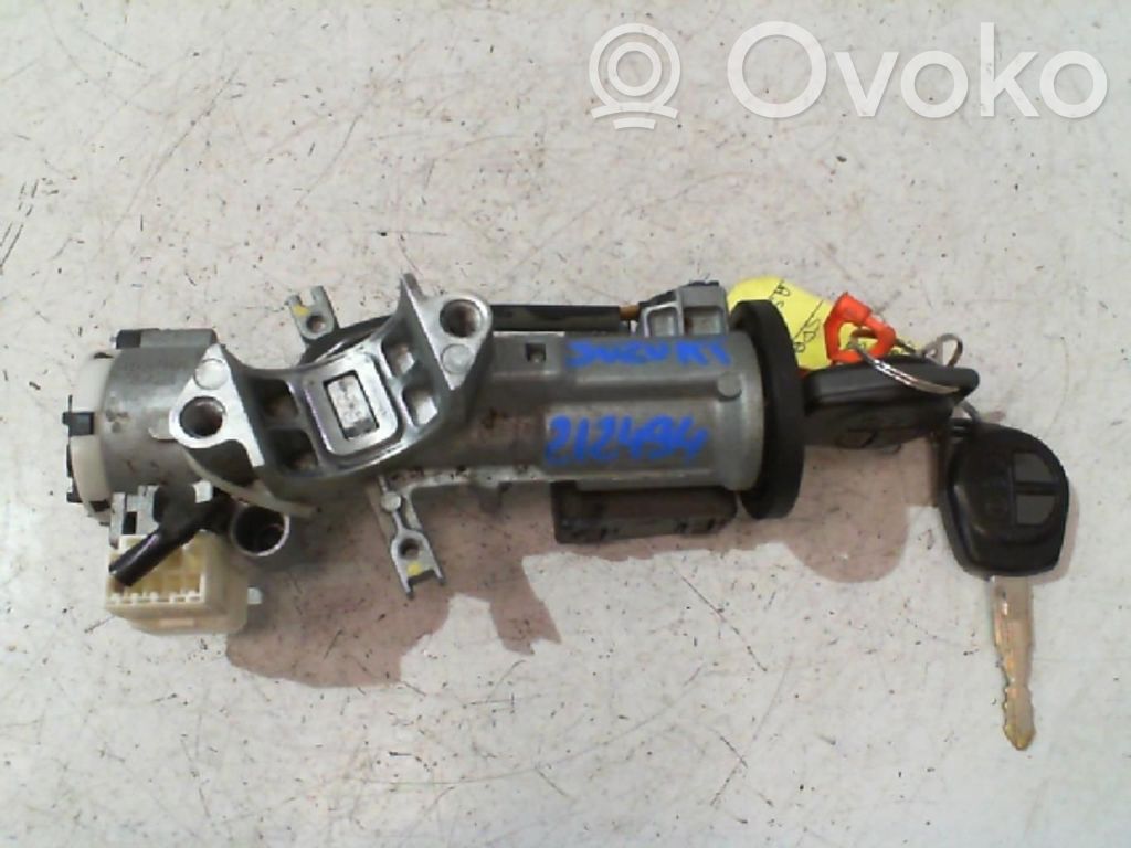 Suzuki Splash Steering wheel lock 
