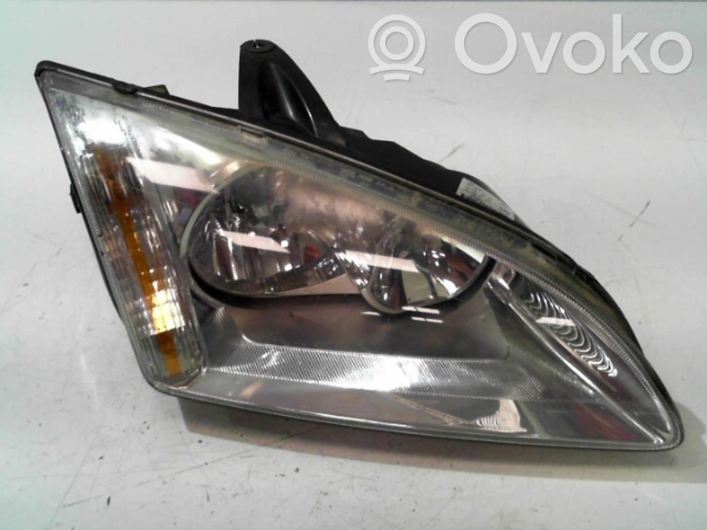 Ford Focus Headlight/headlamp 