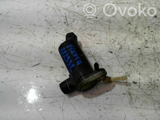 Ford Fiesta Windscreen/windshield washer pump 