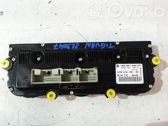 Volkswagen Tiguan Climate control unit 
