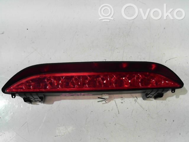 Chevrolet Aveo Third/center stoplight 