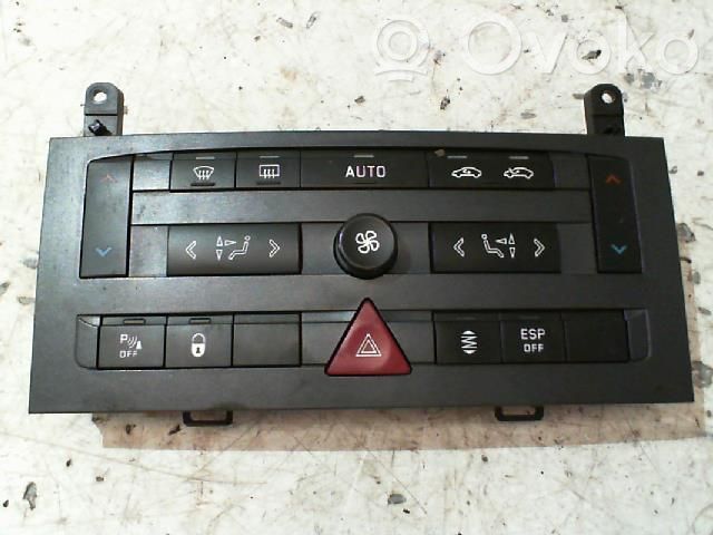 Peugeot 407 Climate control unit 