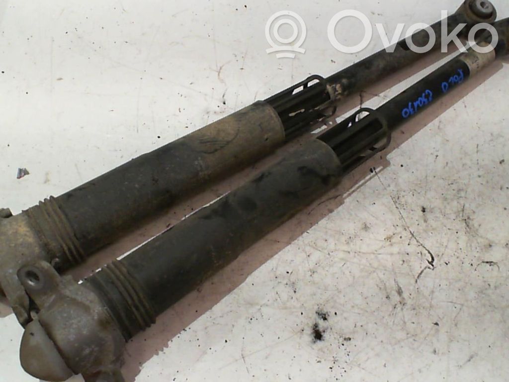 Amortyzator tylny   2Q0513049BN