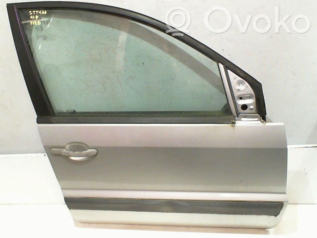 Ford Fusion Дверь 