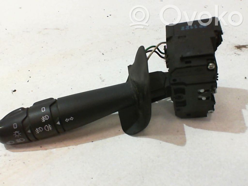 Renault Clio II Indicator stalk 