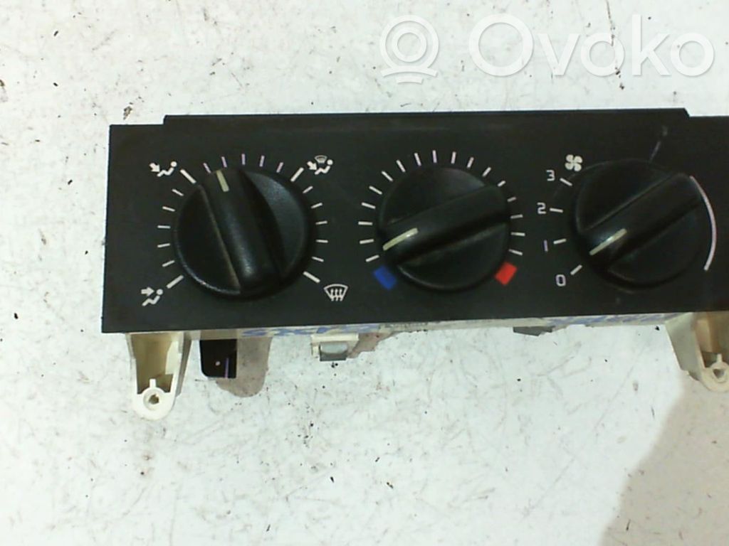 Renault Master II Climate control unit 