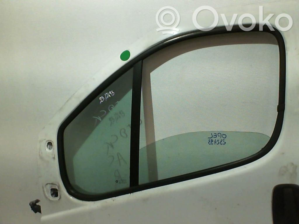 Opel Vivaro Durvis 