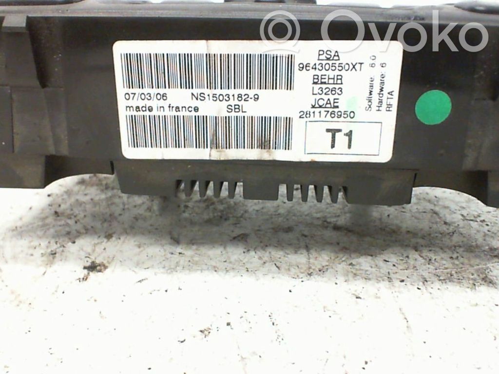 Peugeot 206 Climate control unit 