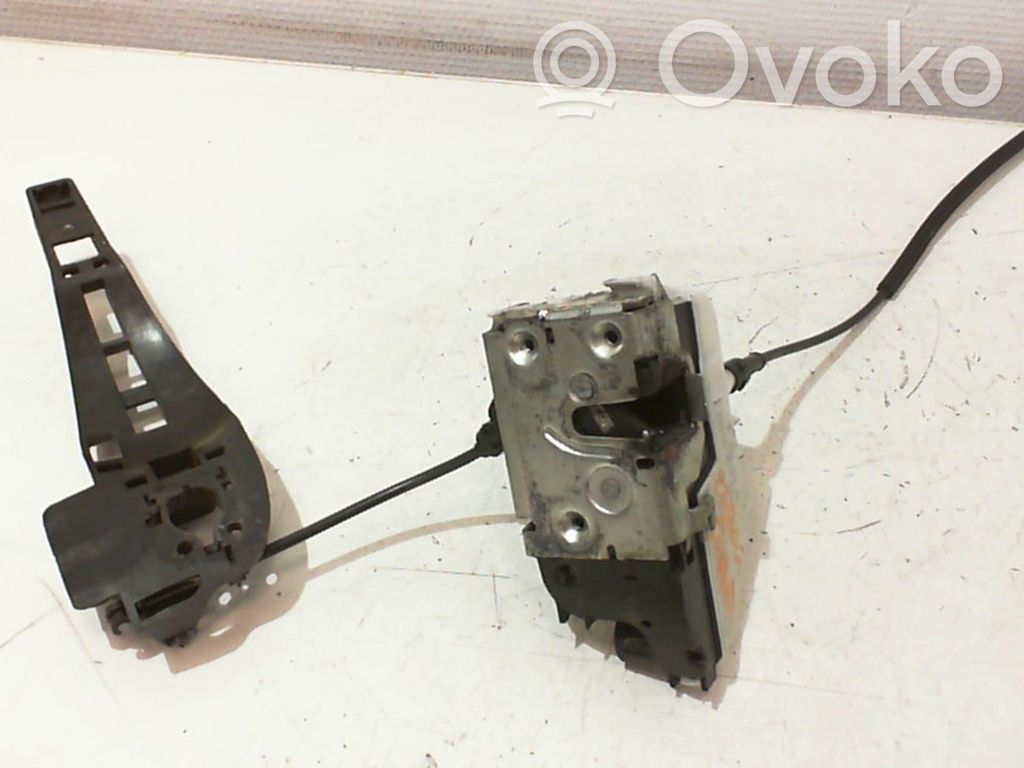 Citroen C3 Front door lock 