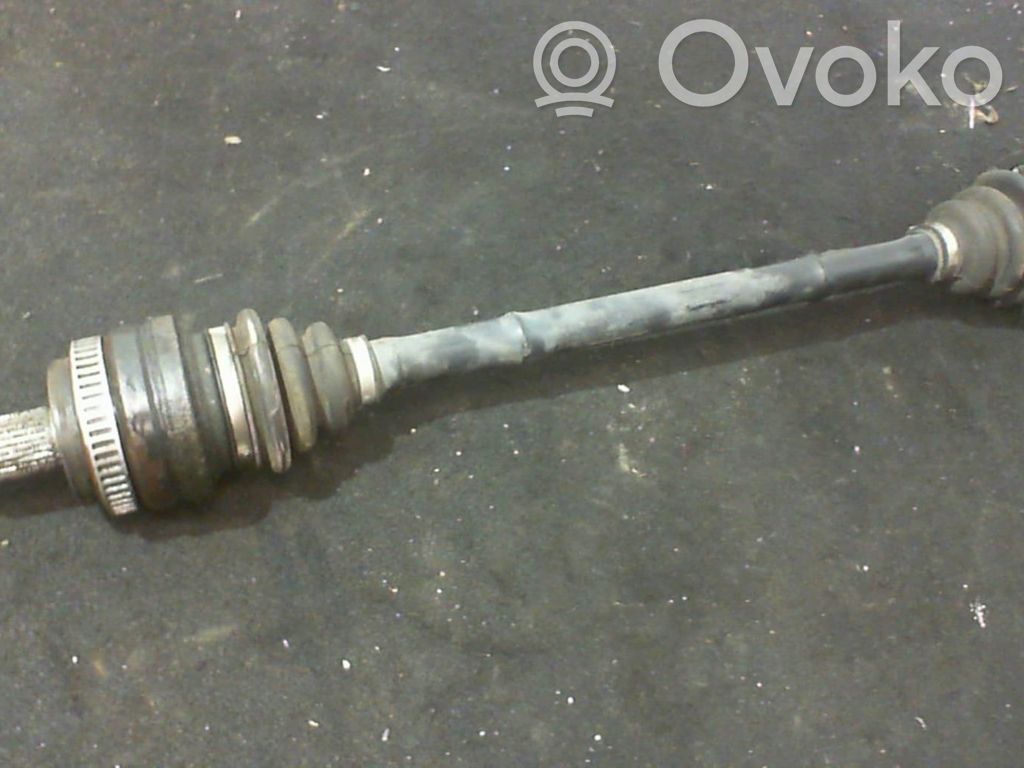 Front driveshaft   33217547075