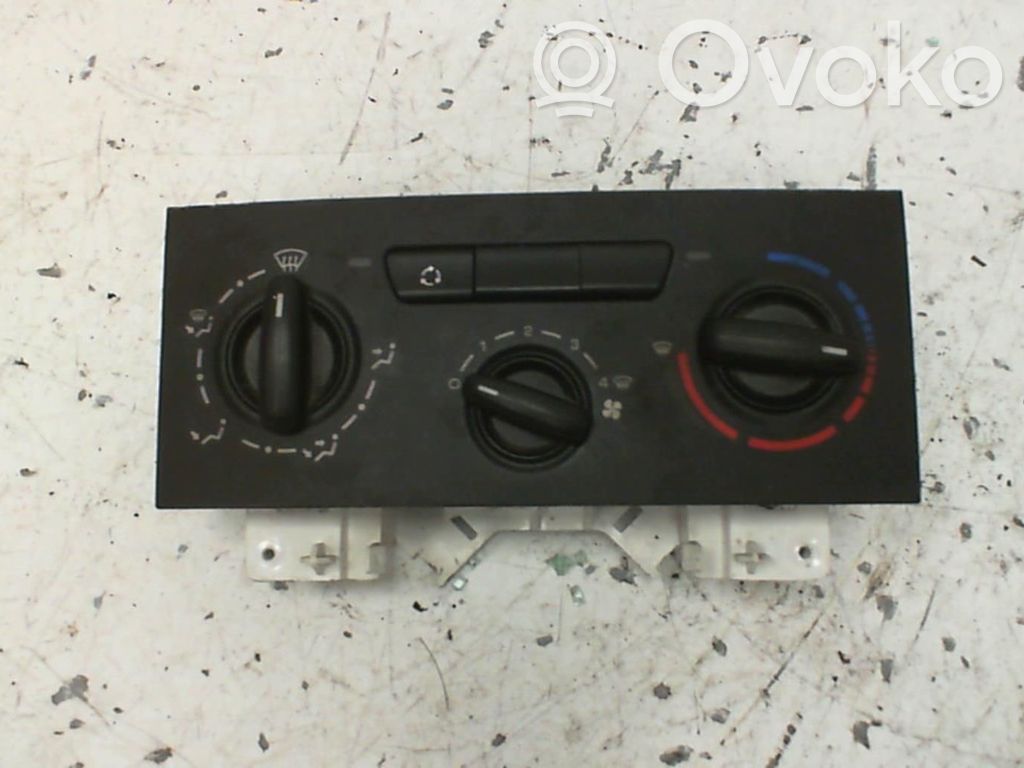Peugeot Expert Climate control unit 