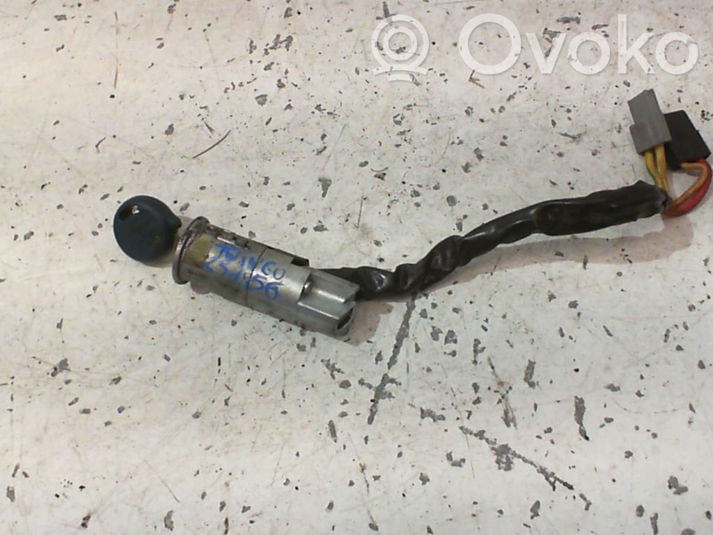Renault Twingo I Cerradura de encendido 