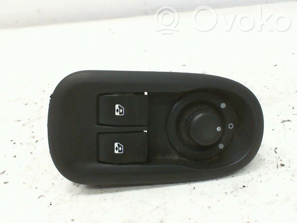 Renault Kangoo II Electric window control switch 