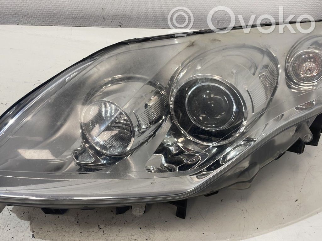 Renault Laguna III Lampa przednia 