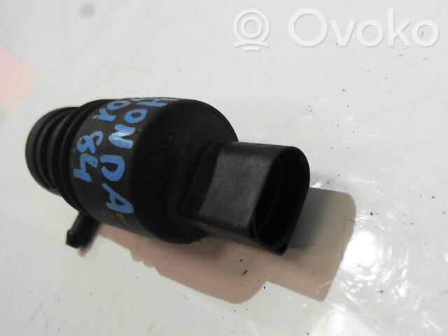 Honda Civic Windscreen/windshield washer pump 