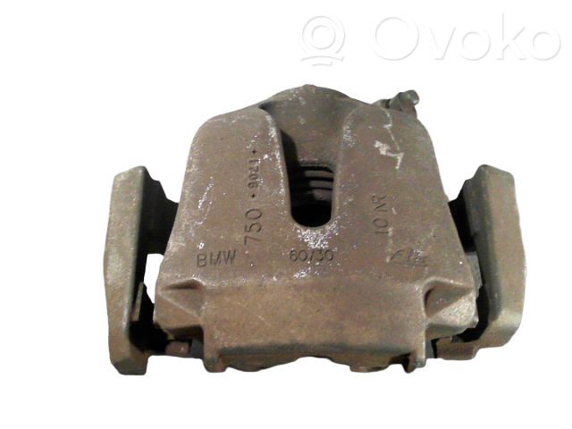 Etujarrusatula   34116776784,0986135496,104621,1224812,13012115236,21034302,2115236,2224812,3212220,34116776784,38239400,430782,4851087610,4851087610000,4851087611,4851087611000,4851087614,4851087616,4851087619,71071063,77954,832122,BC64105,BHS1063E,CA2761R,FCL695152,RCA564,TCA4204
