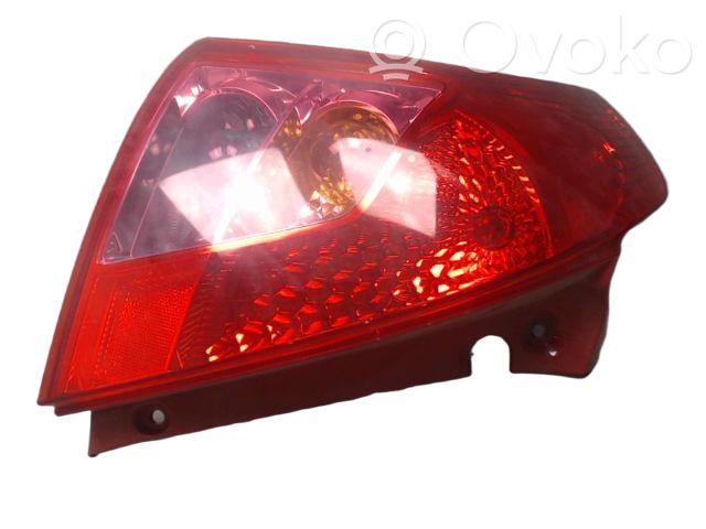 Suzuki Swift I Lampă spate în caroserie 