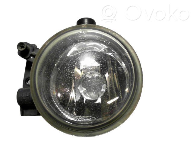 Luz de niebla delantera   1481005,093611,1234874,13316772,13316802,1465088,1471729,1481005,1862996,190407001,2902401,2912400,309018,39021568,39021569,3M5115K201AA,3M5115K201AB,3M5115K202AA,4312010RUE,609040,718121602221,BSG30815001,FD4244413,FD7154413