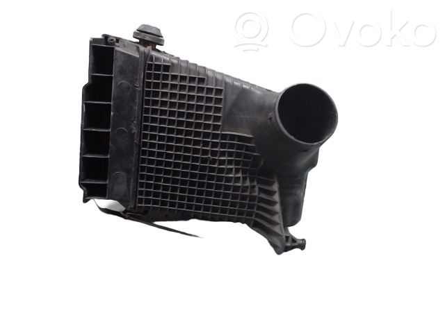 Renault Megane II Air filter box 