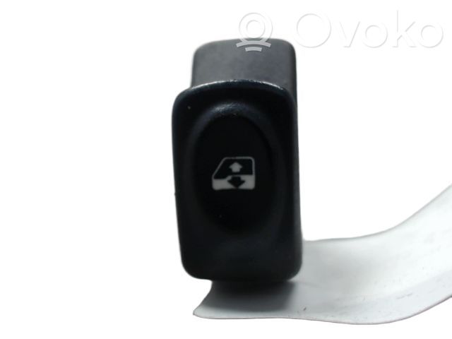 Renault Clio II Electric window control switch 