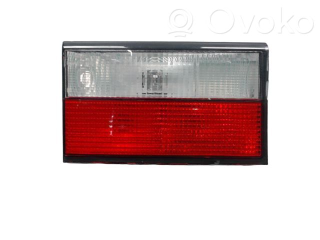 Citroen Xantia Lampă spate în capacul portbagajului 