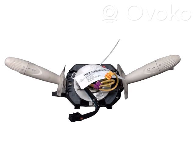 Fiat 500 Leva/interruttore dell’indicatore di direzione e tergicristallo 
