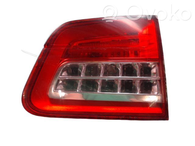 Citroen C5 Lampă spate în capacul portbagajului 