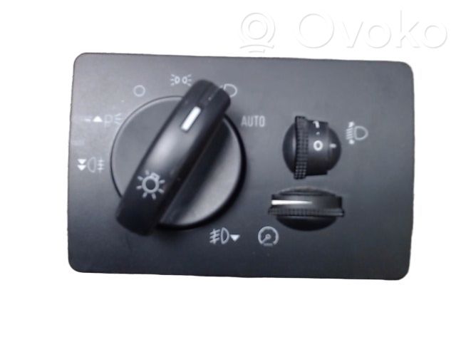 Light switch   1471867,1471867,7M5T13A024CA