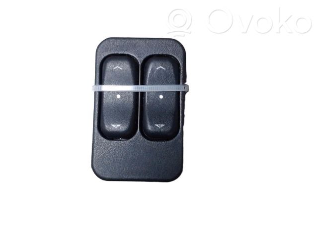 Opel Corsa C Electric window control switch 