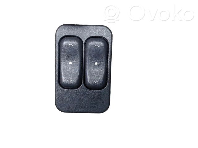 Opel Corsa C Electric window control switch 