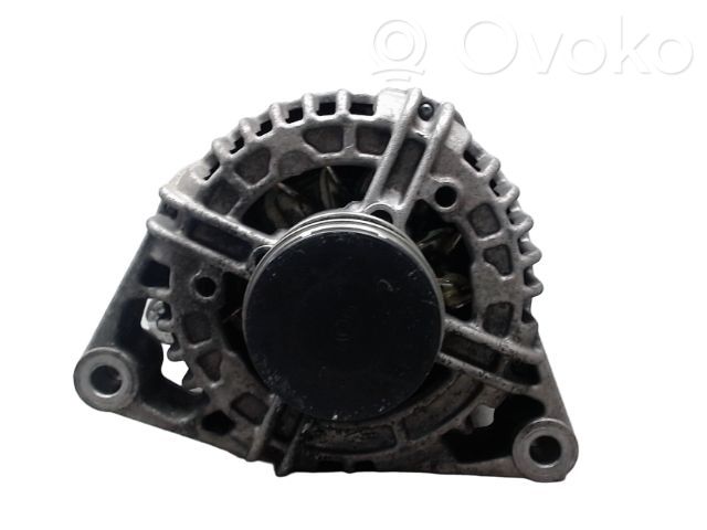 Opel Corsa D Alternador 