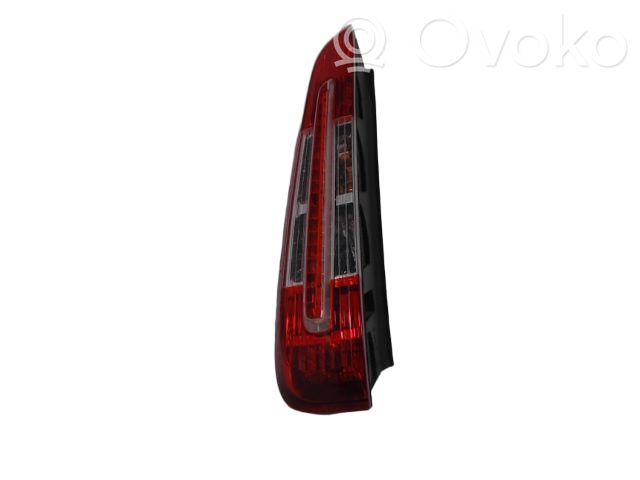 Ford C-MAX I Lampa tylna 