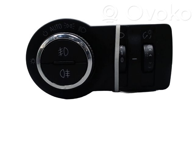 Light switch   13268707,13268702,13268707,251507