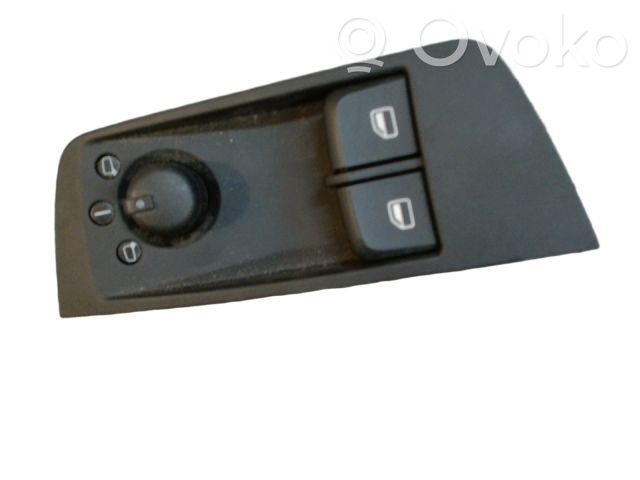 Audi A1 Electric window control switch 