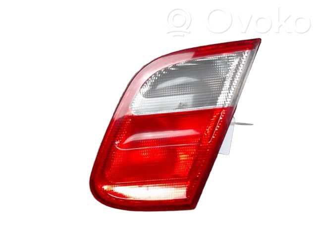 Mercedes-Benz CLK A208 C208 Lampă spate în capacul portbagajului 