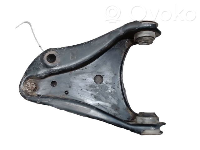 Renault Twingo II Braccio di controllo sospensione anteriore inferiore/braccio oscillante 