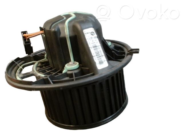 BMW 1 E81 E87 Mazā radiatora ventilators 