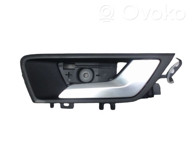 Ford Focus Front door interior handle 