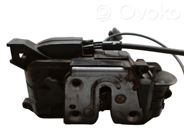 Renault Clio III Zamek drzwi przednich 