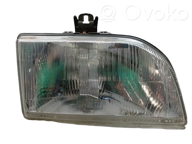 Ford Fiesta Headlight/headlamp 