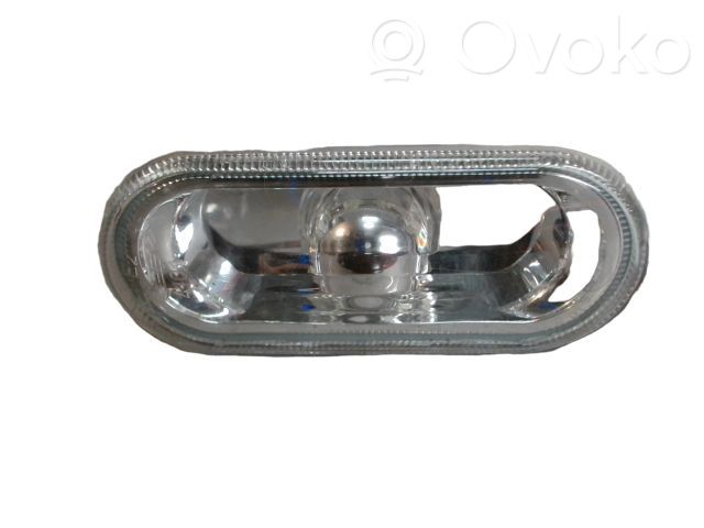 Volkswagen Polo III 6N 6N2 6NF Front fender indicator light 